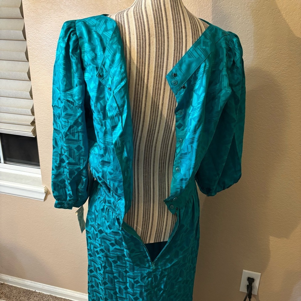 Vintage Maggy London Dress Sz 12 100% Silk Jeannene Booher Jade Green Sheen Geo - Picture 9 of 15